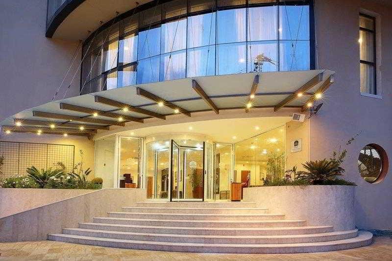 BEST WESTERN LIBERTE HOTEL